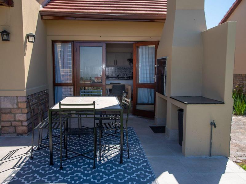 To Let 4 Bedroom Property for Rent in Pezula Golf Estate Western Cape